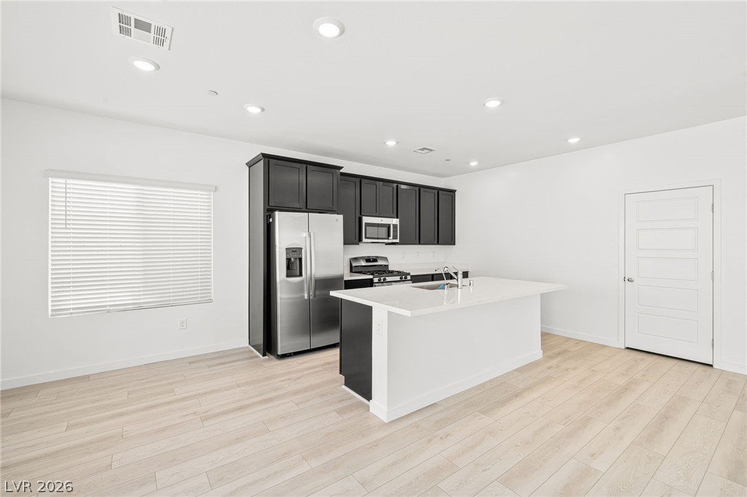 3375 Dancing Waters Street Property Photo 5