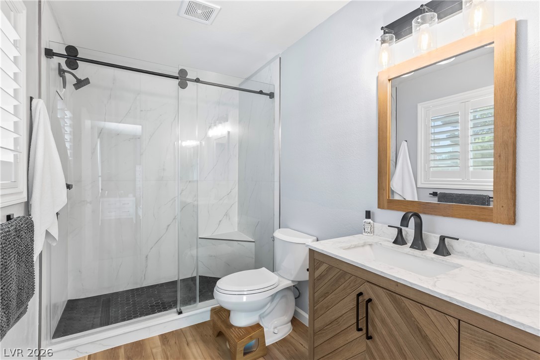 1515 Della Court Property Photo 18