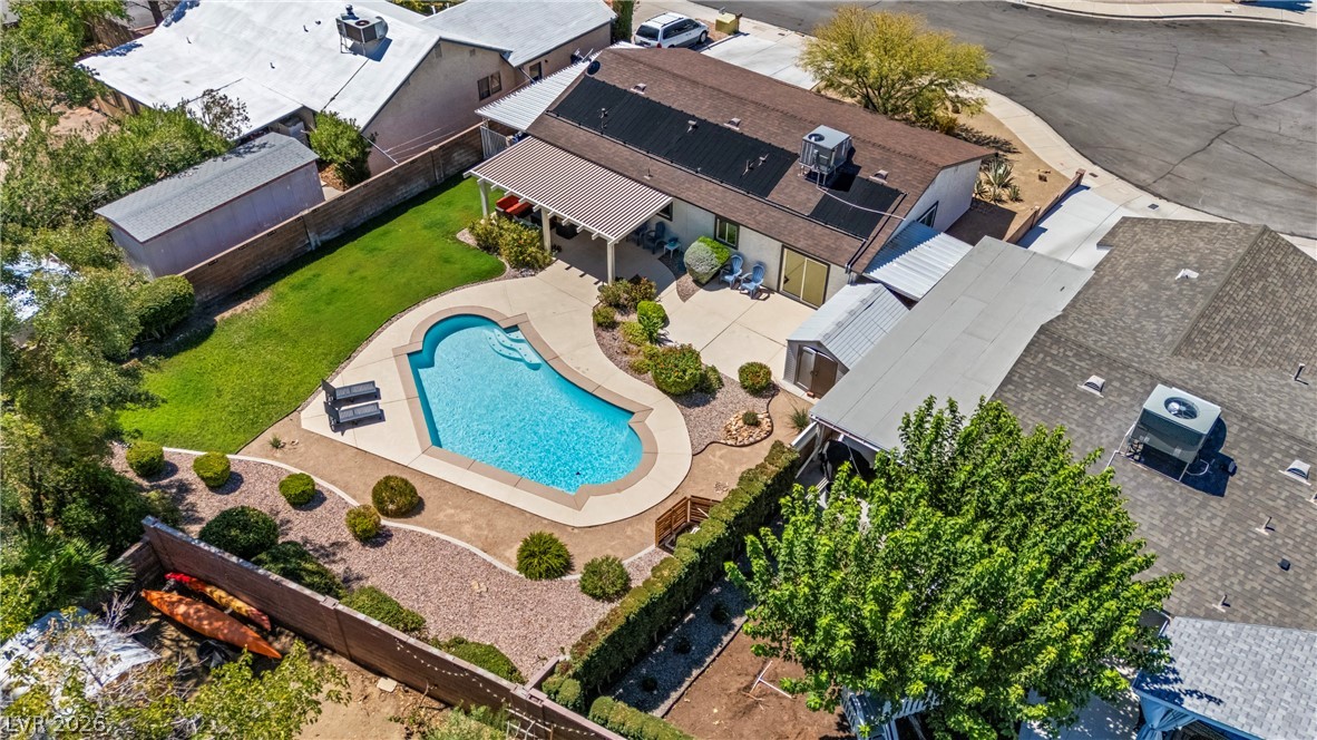 1515 Della Court Property Photo 26