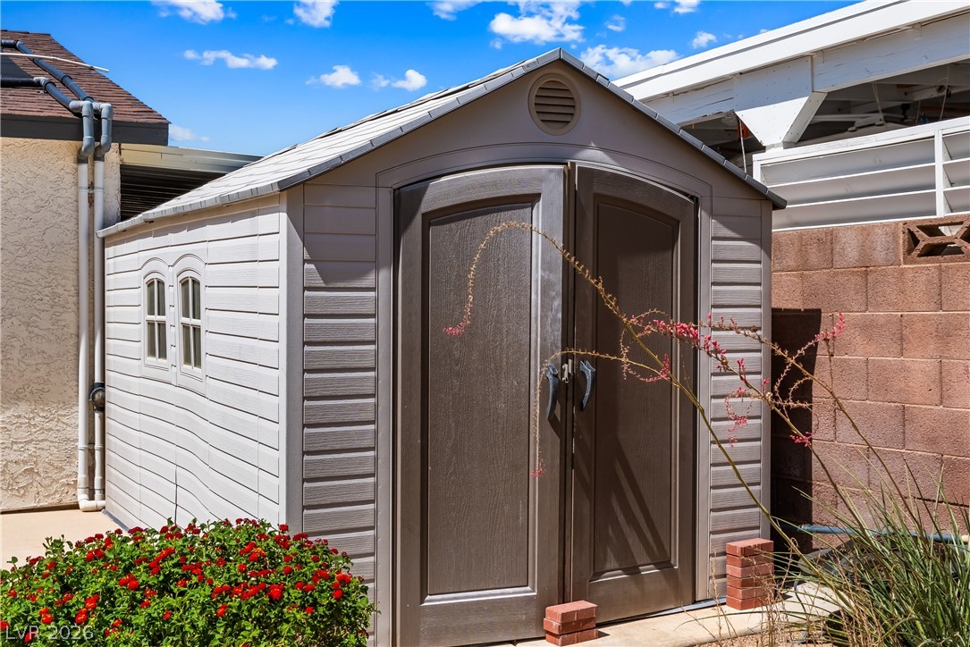 1515 Della Court Property Photo 30