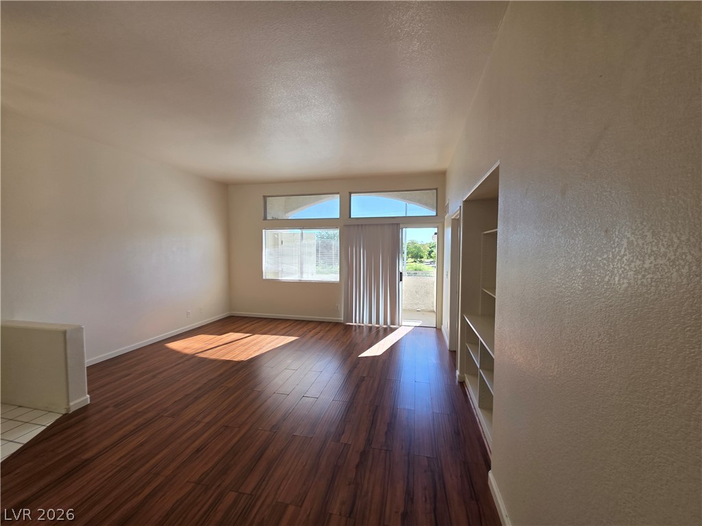 3125 North Buffalo Drive 2104 Property Photo 59