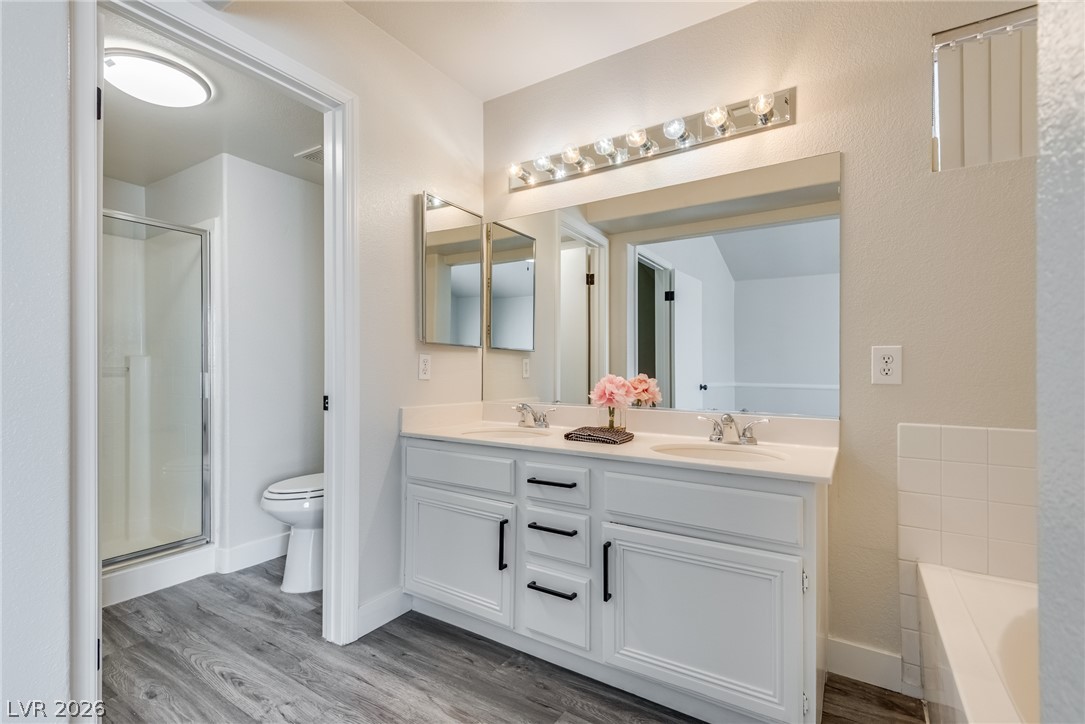 3822 Pink Frost Drive Property Photo 15