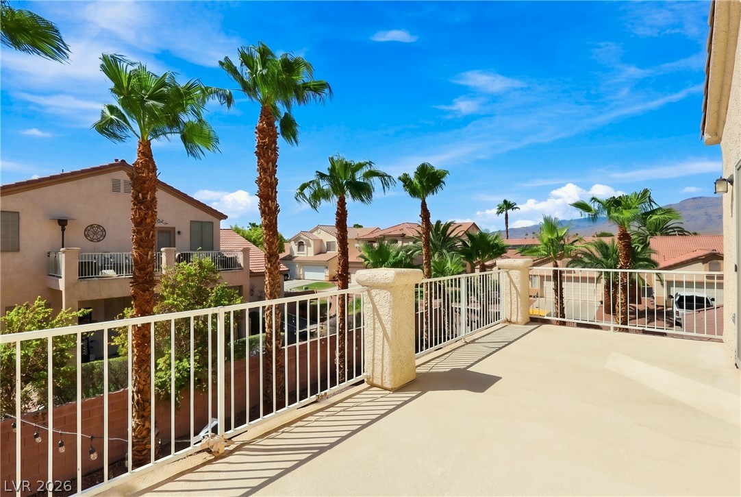 7589 Splashing Rock Drive Property Photo 10