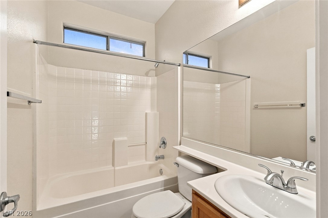 7589 Splashing Rock Drive Property Photo 11