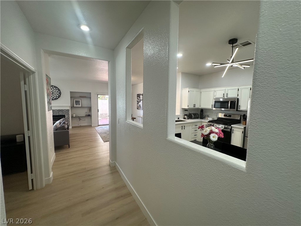 9825 Garamound Avenue Property Photo 10