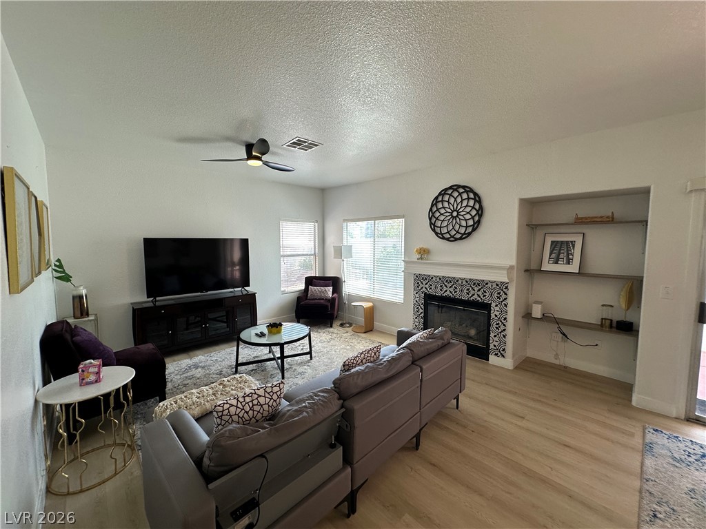 9825 Garamound Avenue Property Photo 11