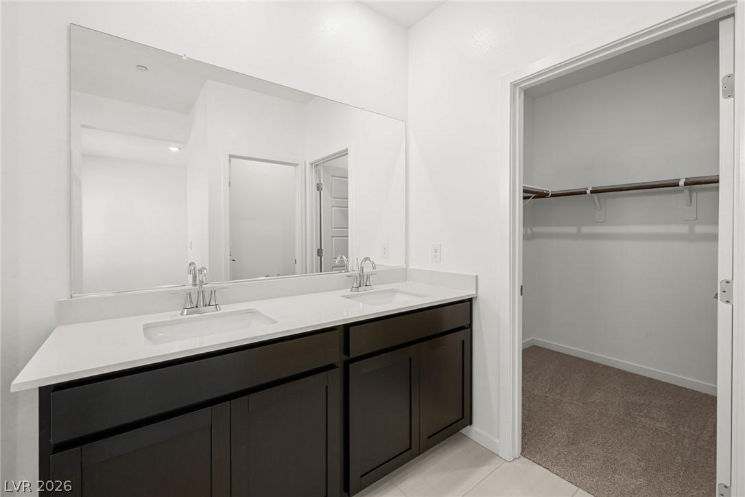 9561 Sagebrush Grove Street Property Photo 18