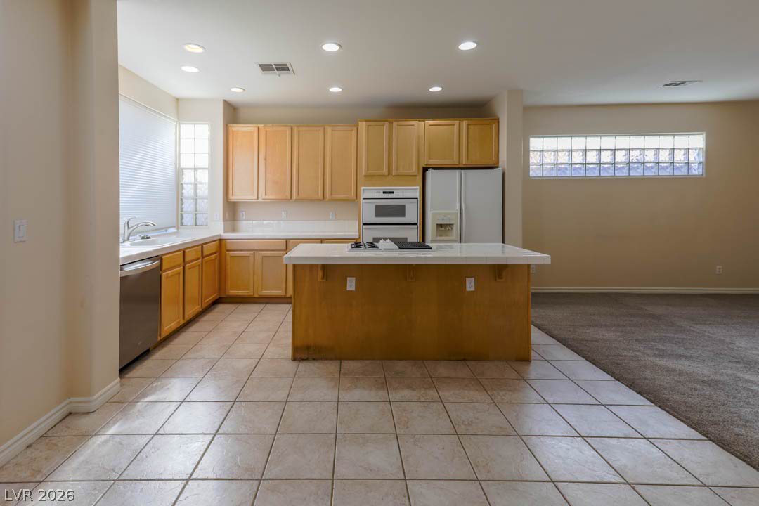 1216 Palmares Court Property Photo 8