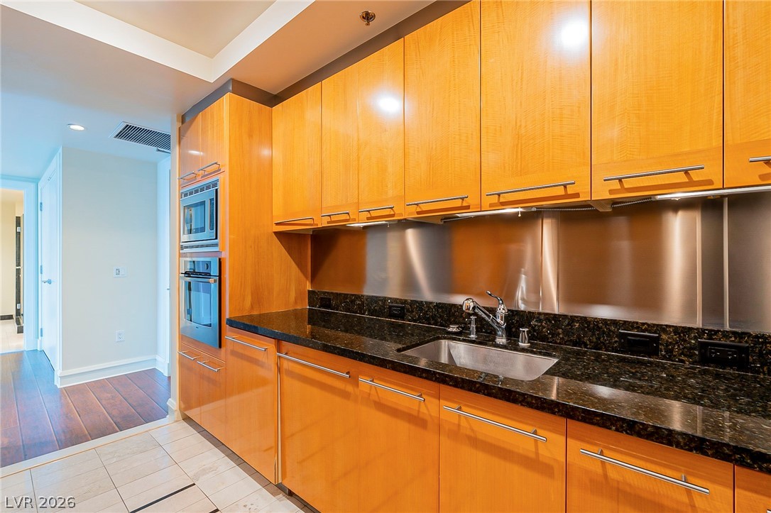 2700 Las Vegas Boulevard 907 Property Photo 11