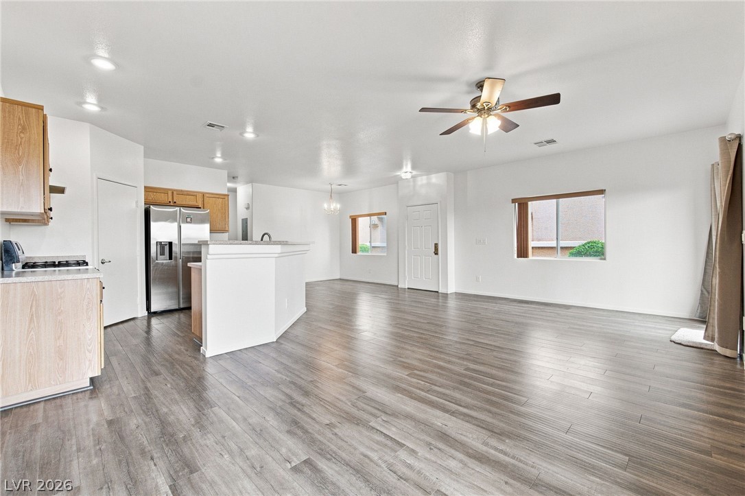 6445 Za Zu Pitts Avenue 103 Property Photo 4