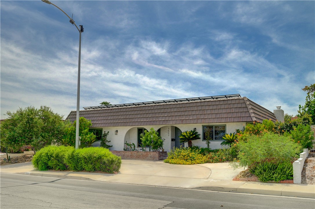 3507 La Paloma Avenue Property Photo 3