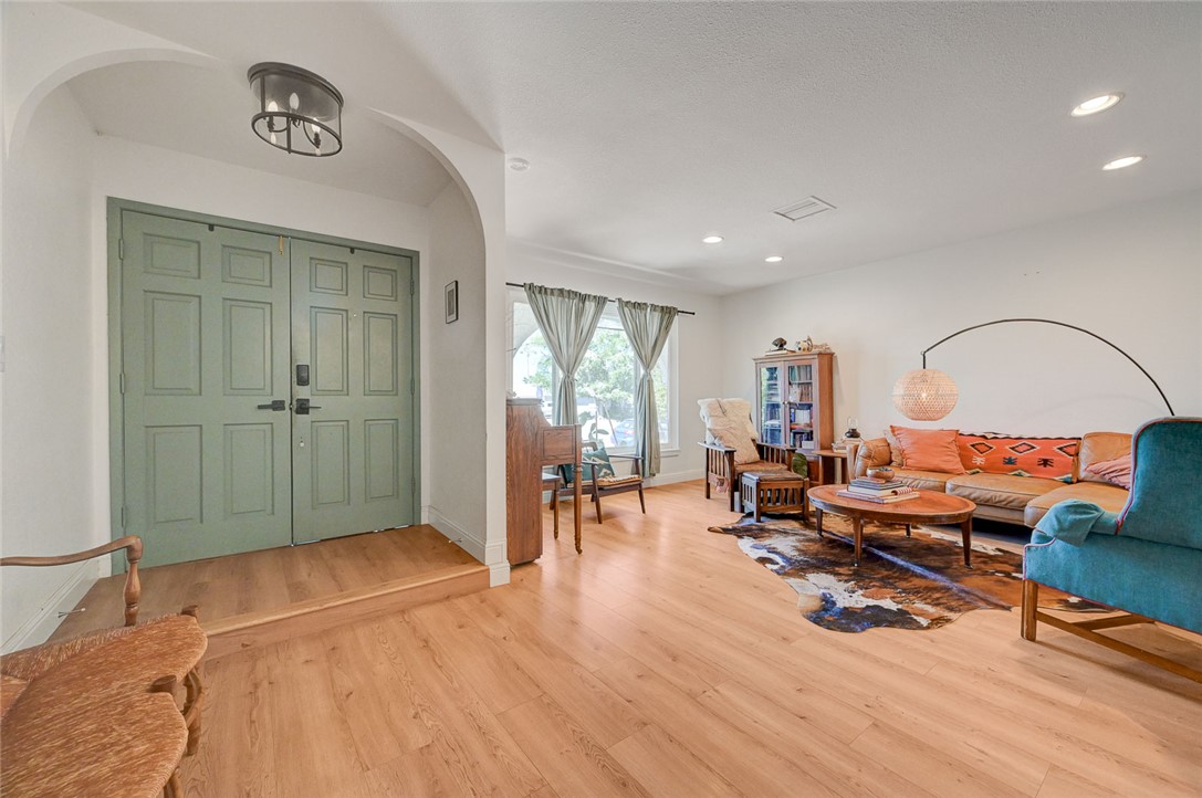 3507 La Paloma Avenue Property Photo 8