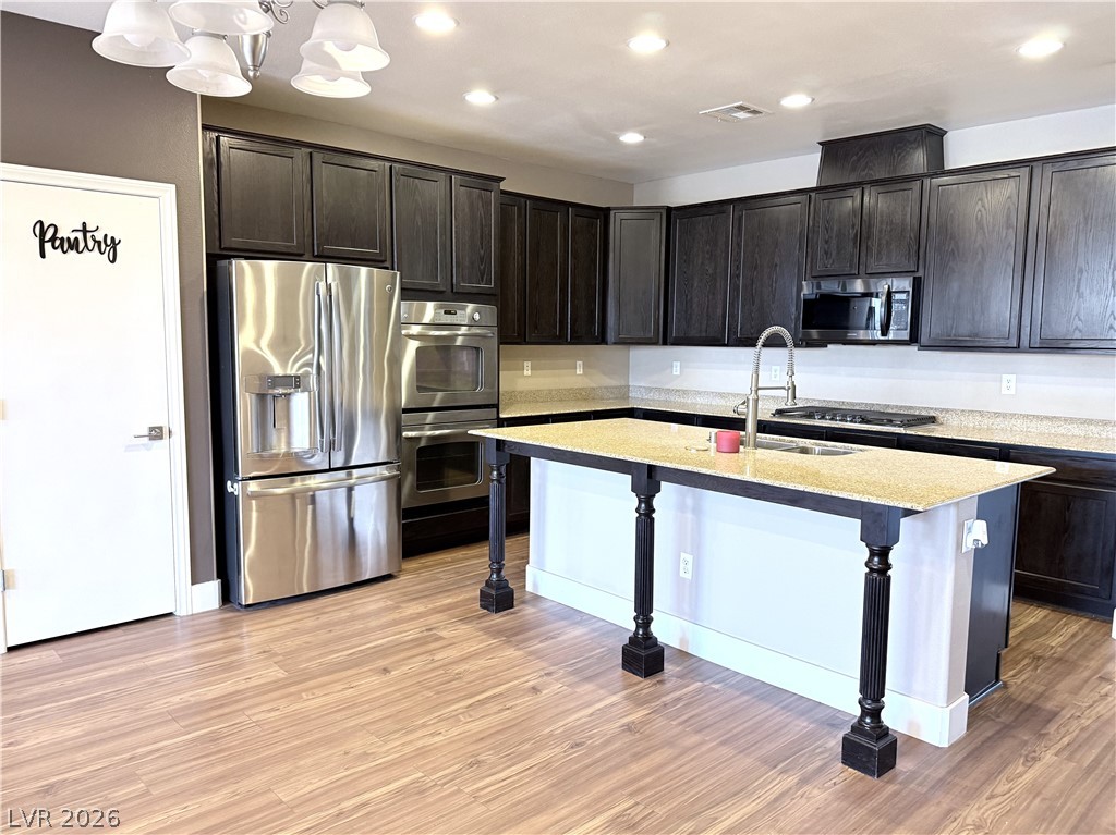 10229 Pine Ridge Peak Avenue Property Photo 8