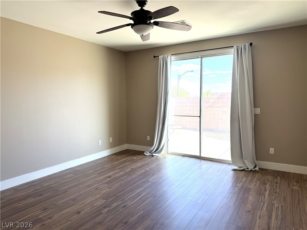 10229 Pine Ridge Peak Avenue Property Photo 12