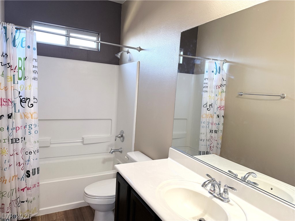 10229 Pine Ridge Peak Avenue Property Photo 23