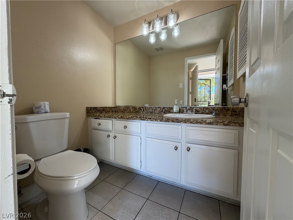 570 Willow Green Drive Property Photo 5