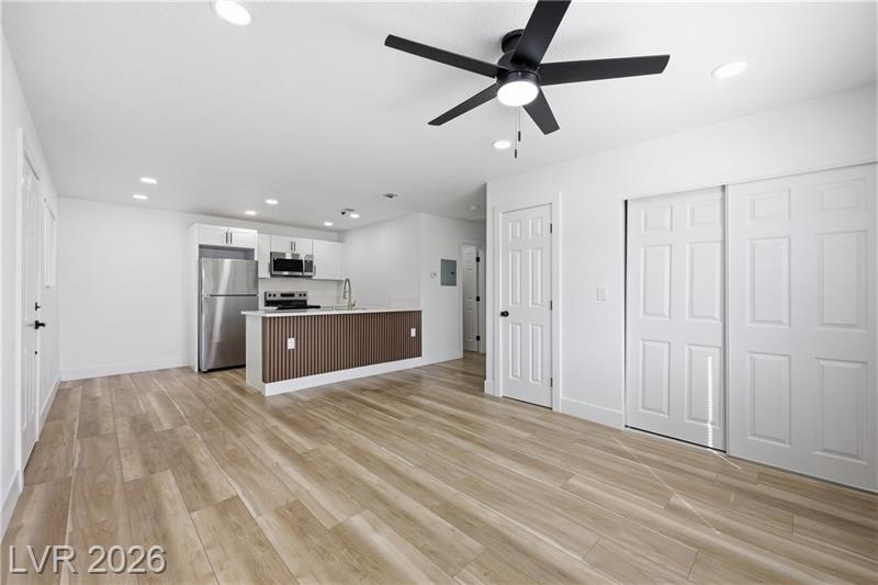 488 Albert Avenue 2 Property Photo 6