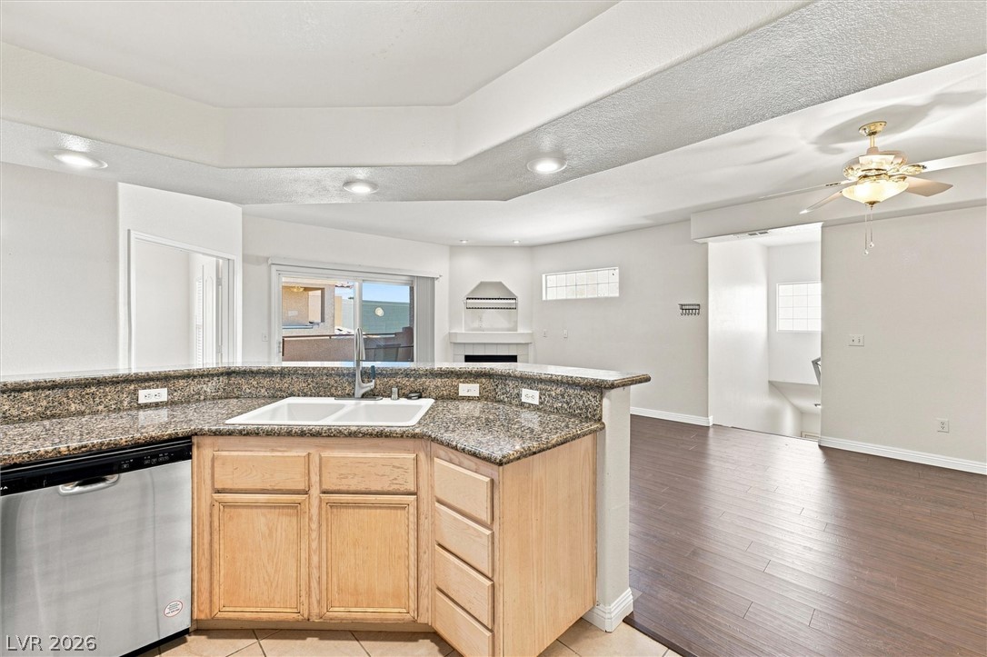 6913 Cobre Azul Avenue 201 Property Photo 11