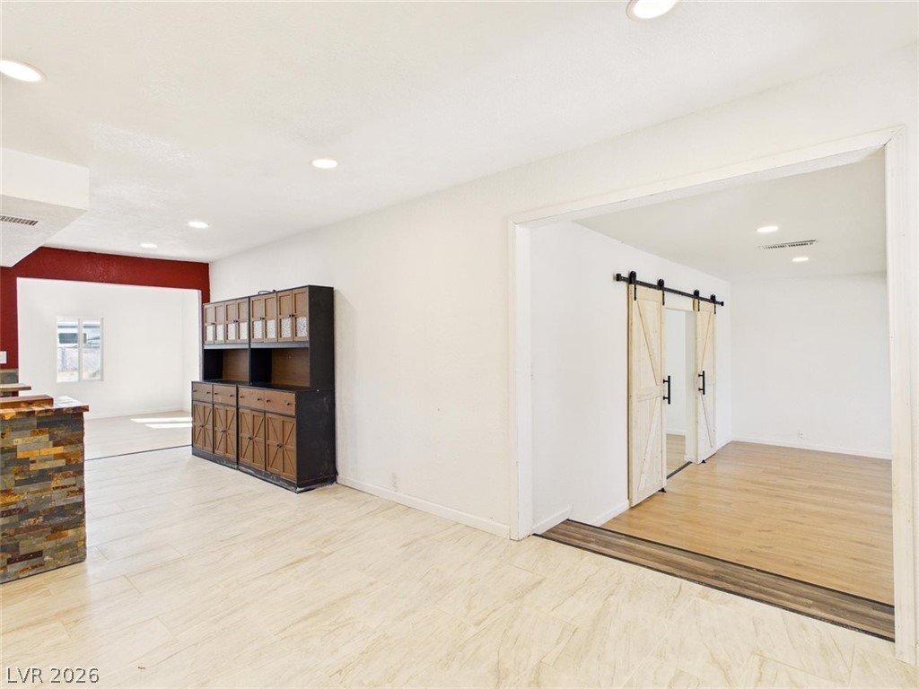 510 East Simkins Road Property Photo 16