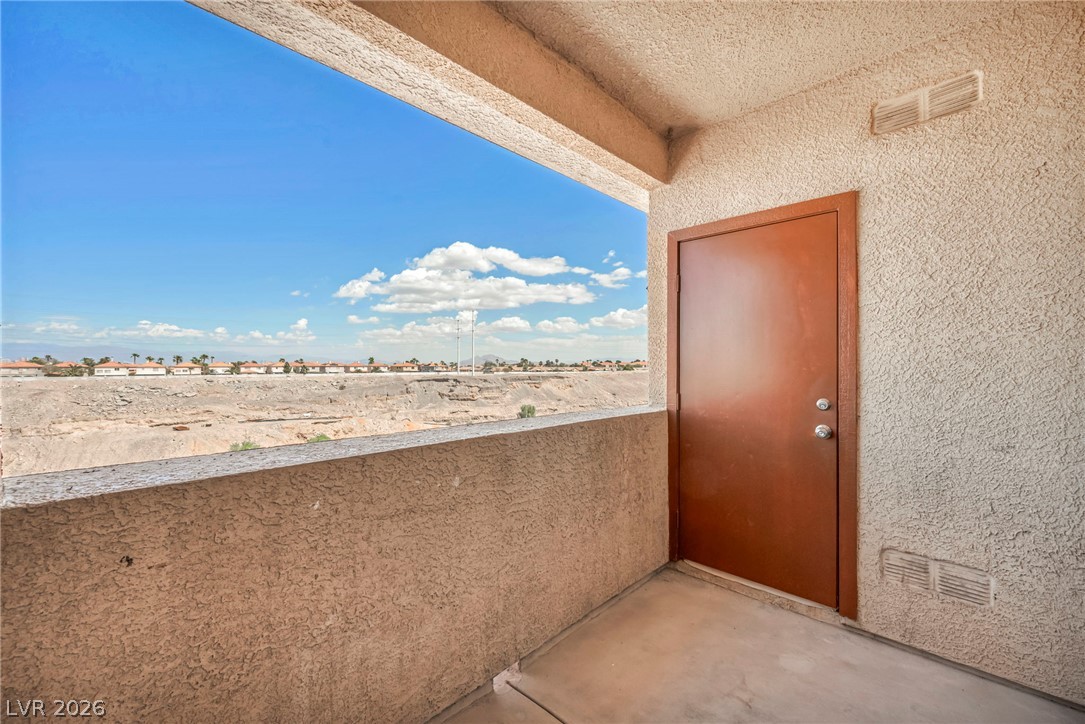 1050 East Cactus Avenue 2088 Property Photo 28