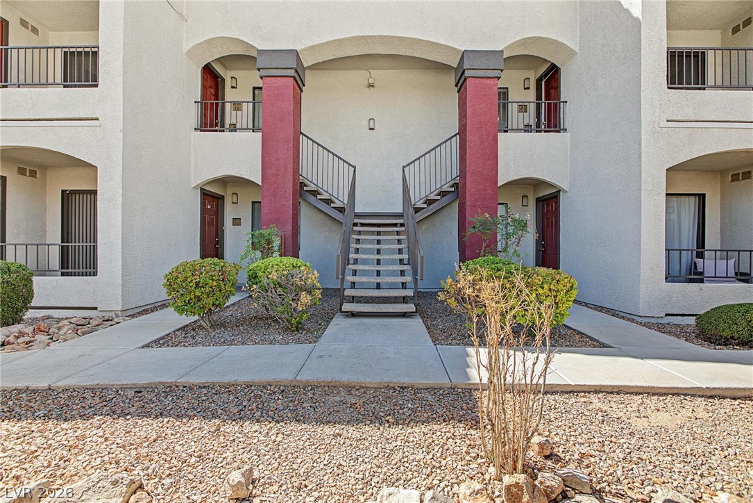 950 Seven Hills Drive 723 Property Photo 6