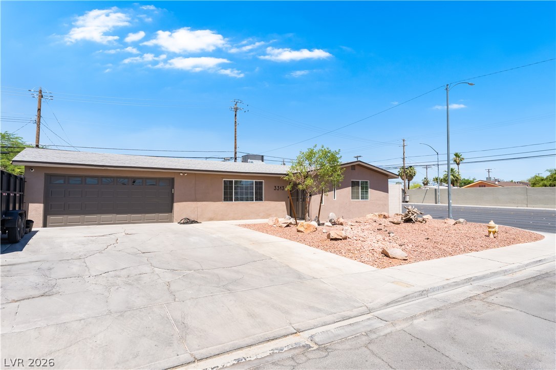 3313 El Camino Real Property Photo 5