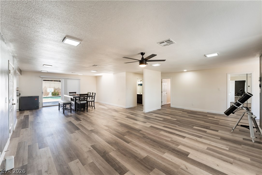 3313 El Camino Real Property Photo 15