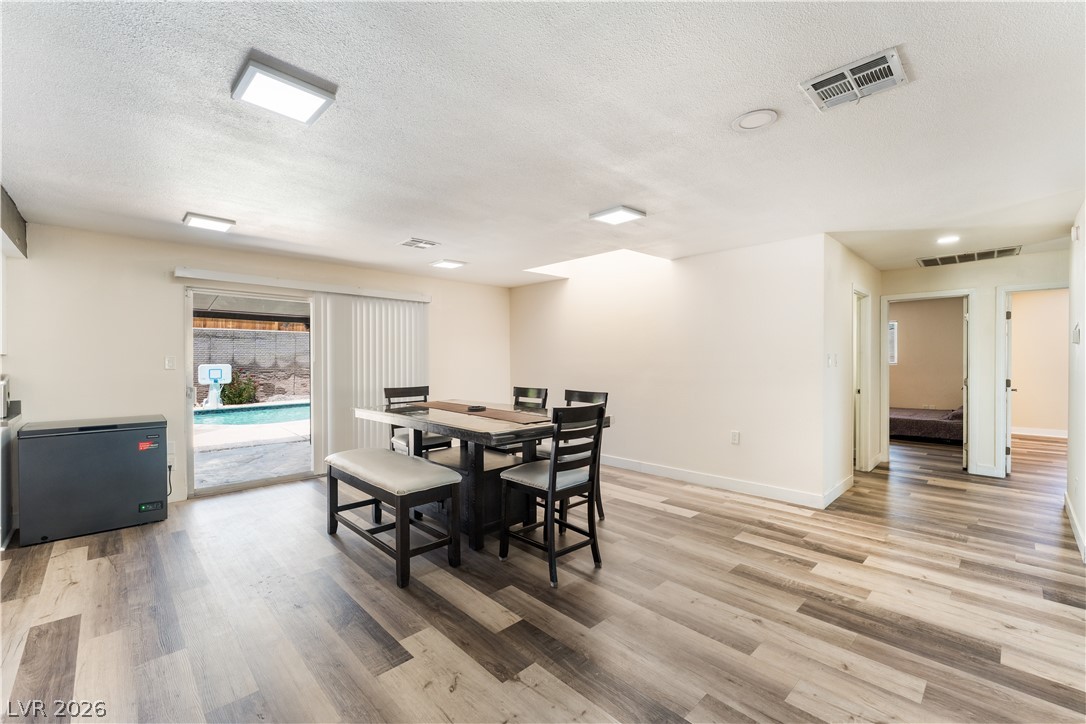 3313 El Camino Real Property Photo 16