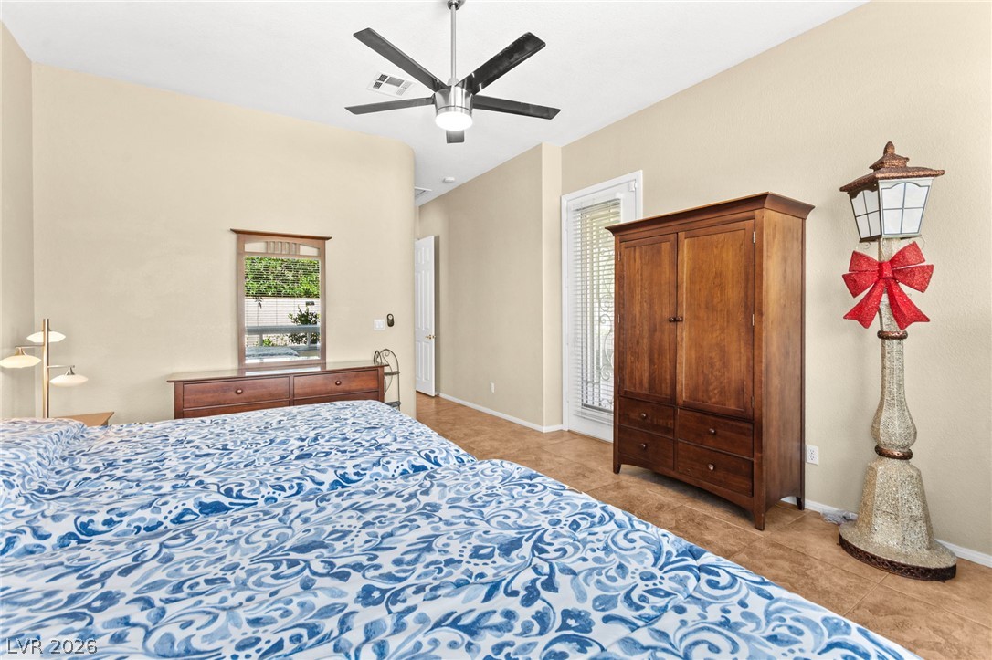 3290 Squire Street Property Photo 40