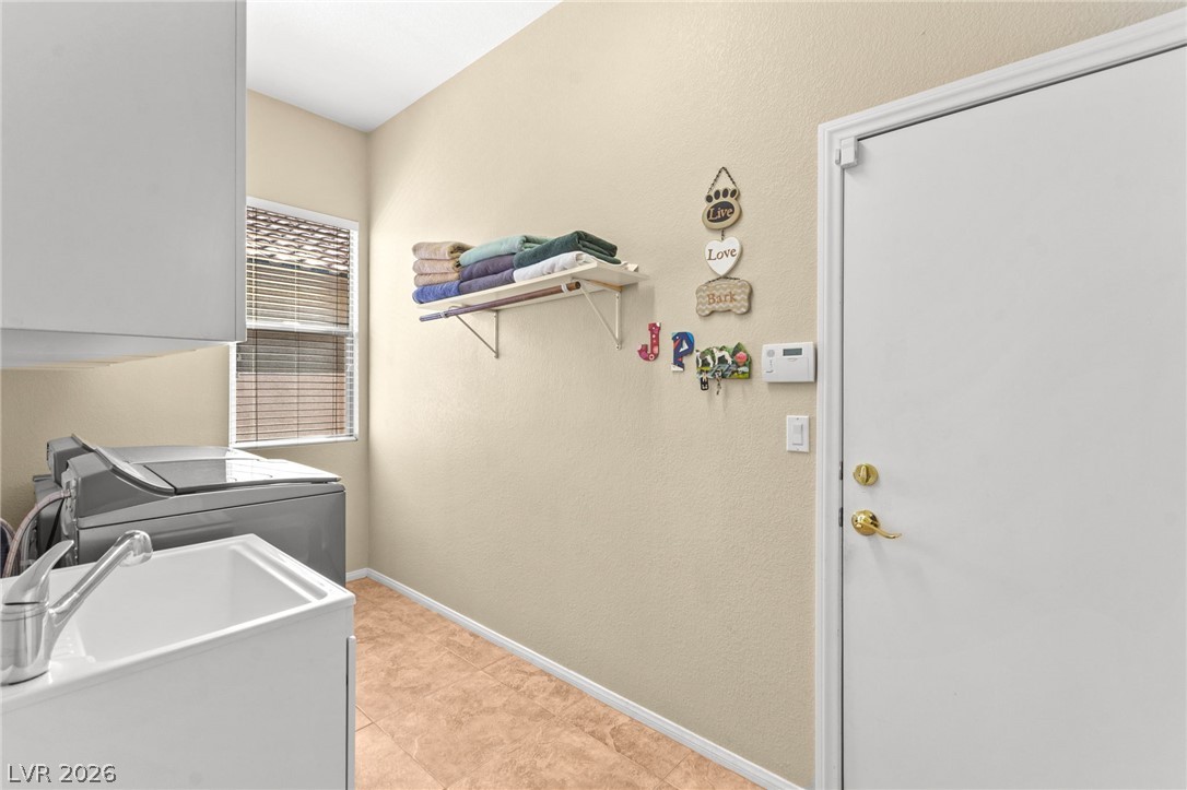3290 Squire Street Property Photo 49