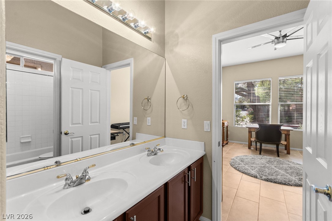 3290 Squire Street Property Photo 58