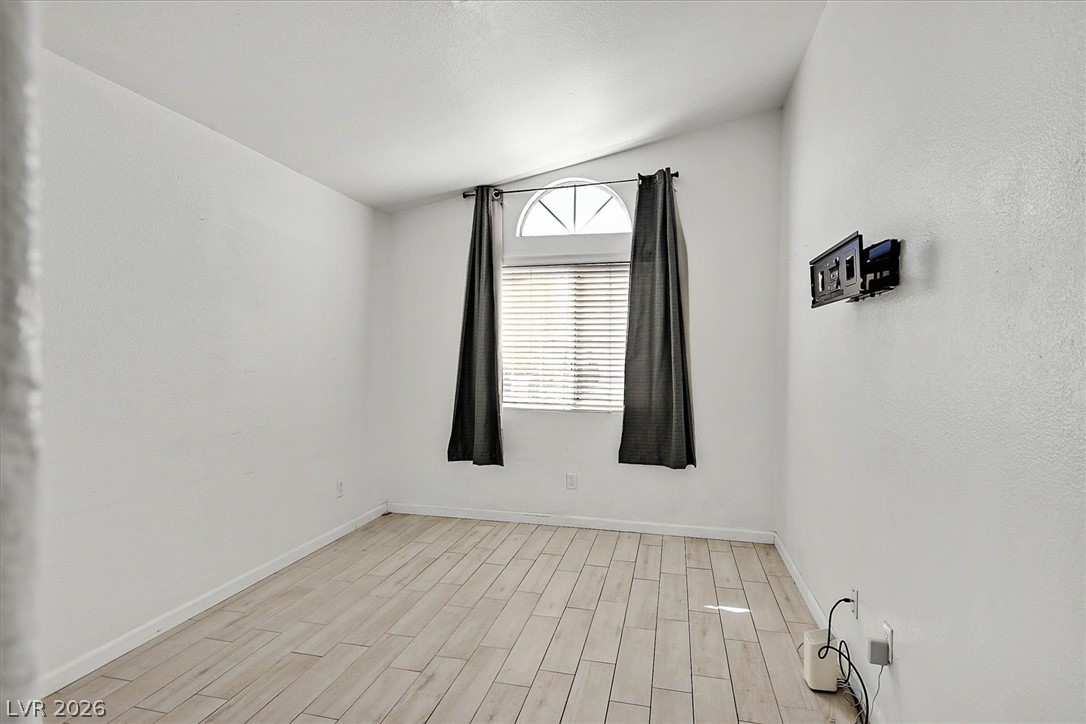 7008 Overhill Avenue Property Photo 10