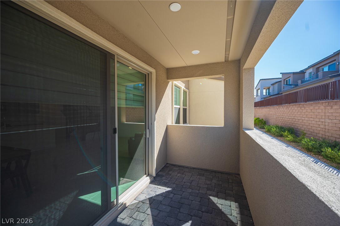 2545 Monolith Street Property Photo 6
