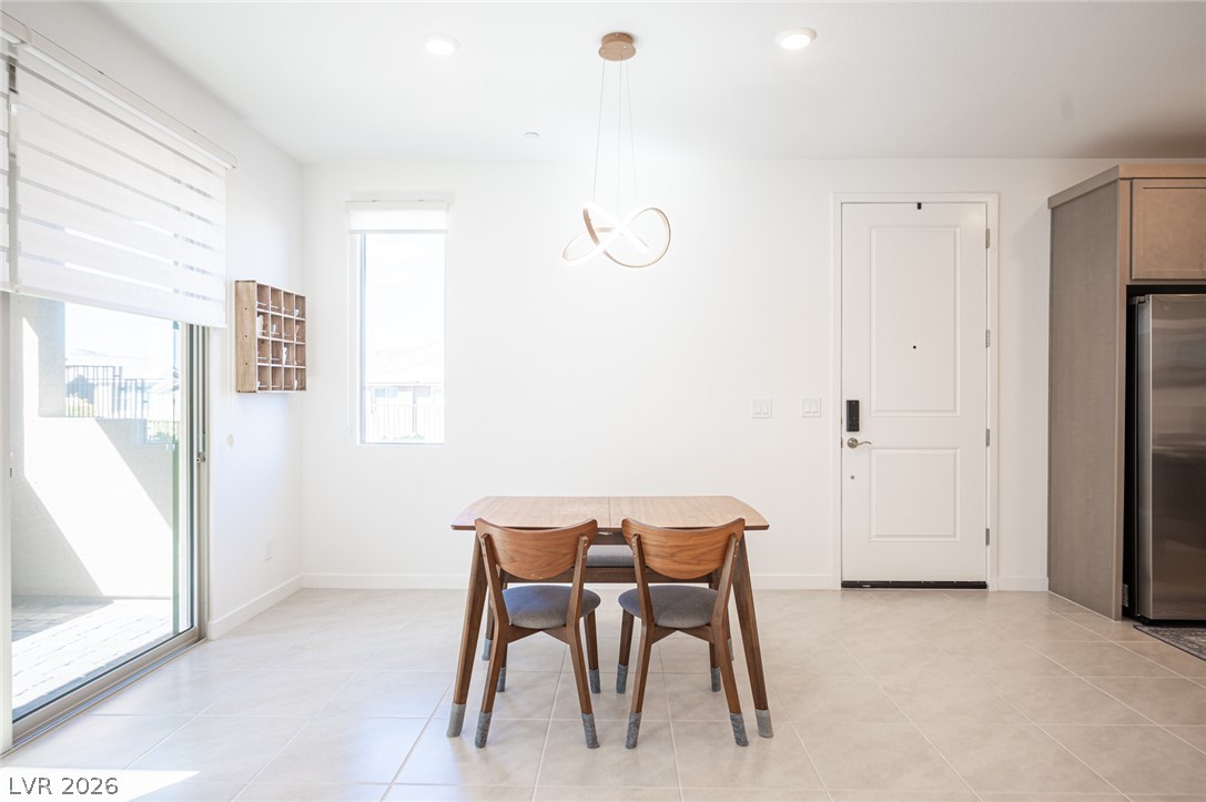 2545 Monolith Street Property Photo 11