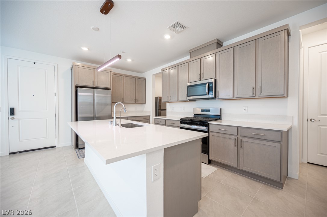 2545 Monolith Street Property Photo 17