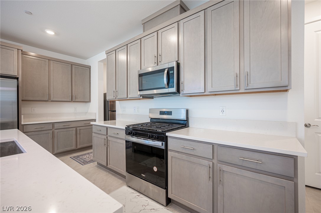 2545 Monolith Street Property Photo 18