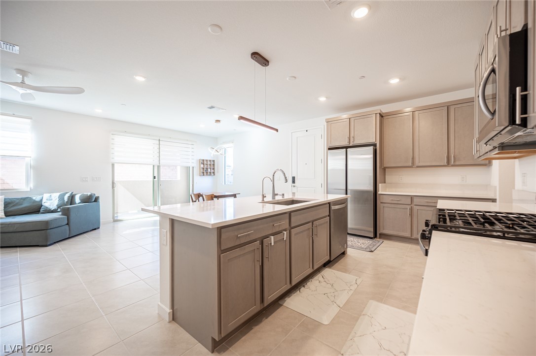 2545 Monolith Street Property Photo 19
