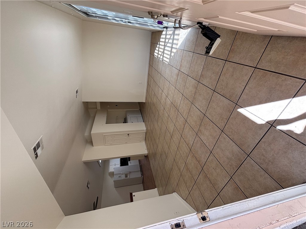 2312 Shady Hill Avenue Property Photo 2