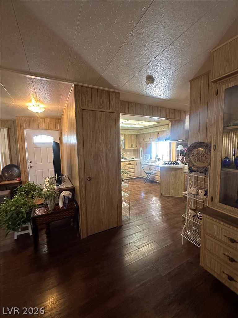 5073 Ridge Avenue Property Photo 4