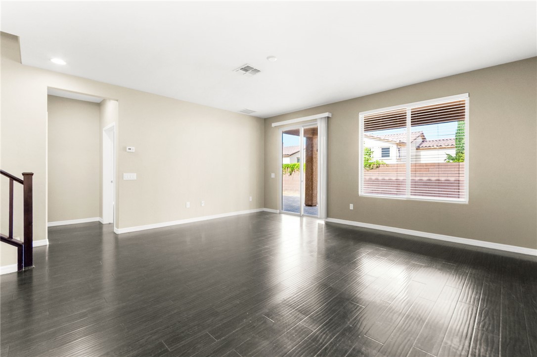 11048 Prairie Grove Road Property Photo 13
