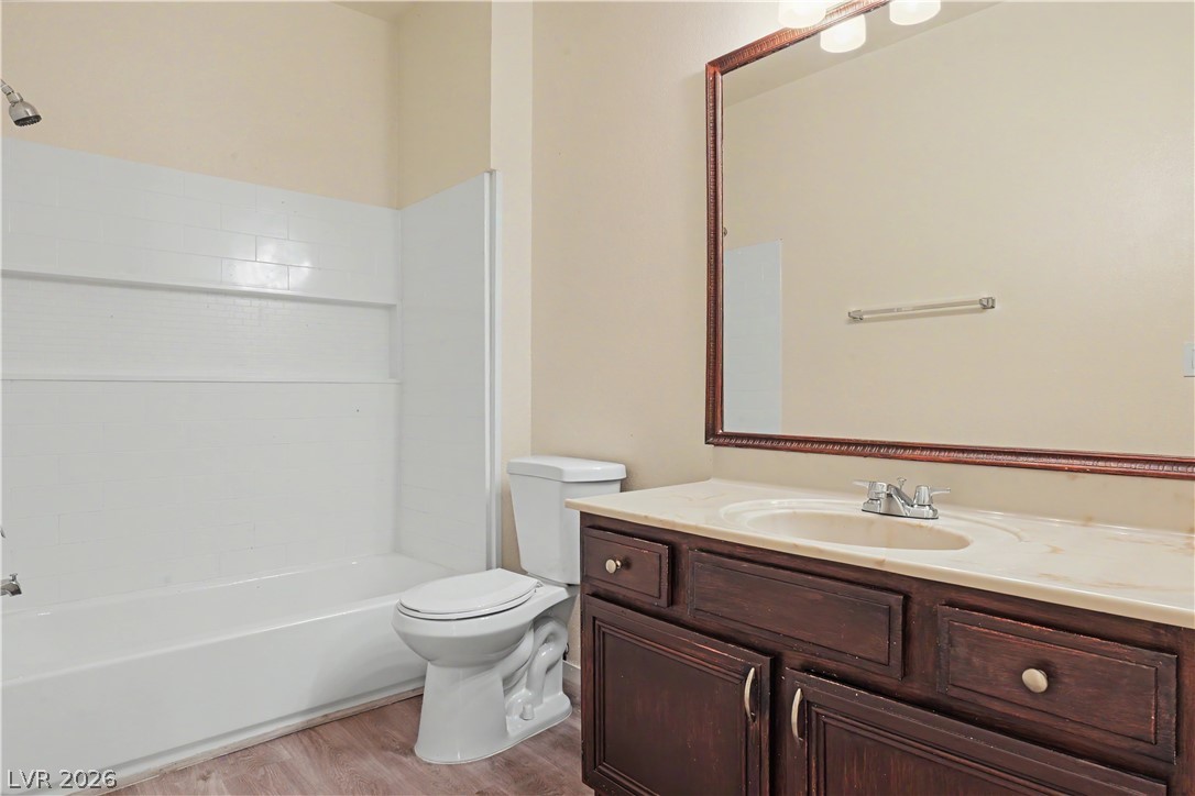 7185 Durango Drive 214 Property Photo 8