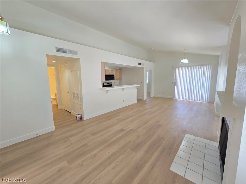 7570 West Flamingo Road 206 Property Photo 9