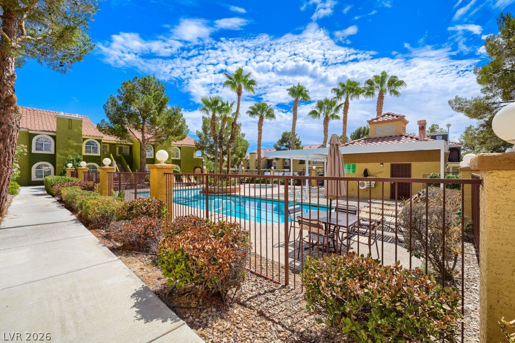 7950 West Flamingo Road 2071 Property Photo 24