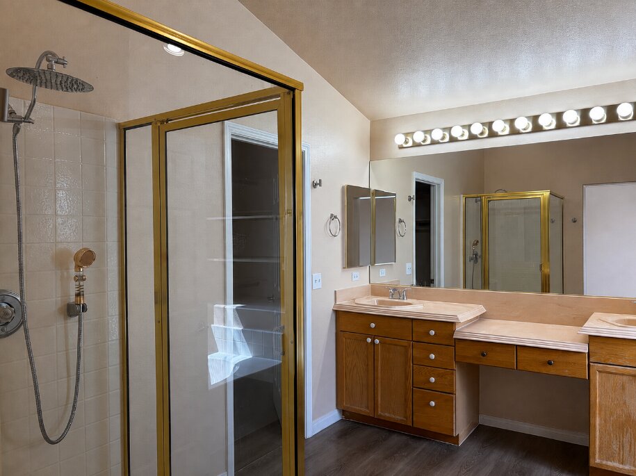 8455 Faucet Avenue Property Photo 38