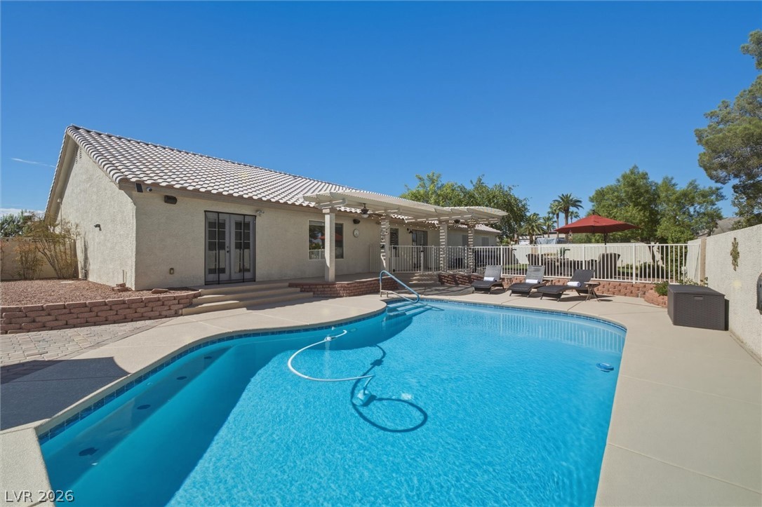 8850 South Tenaya Way Property Photo 5