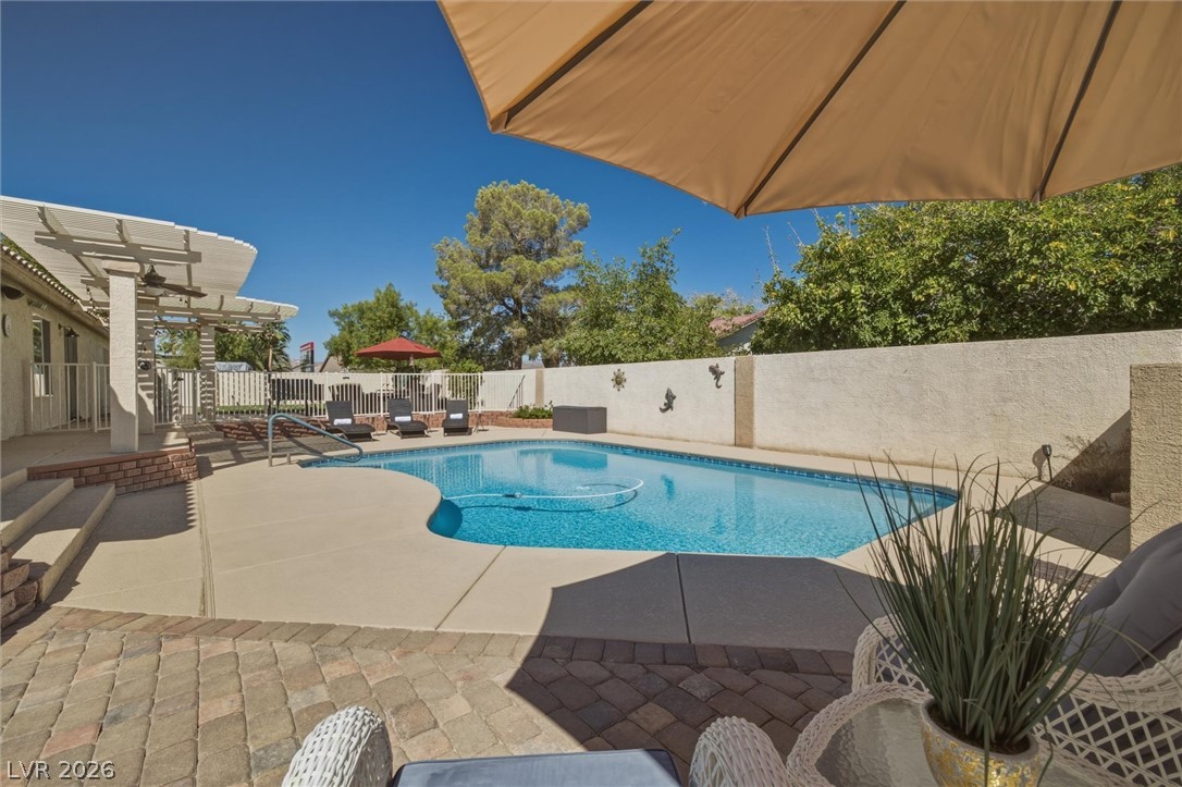 8850 South Tenaya Way Property Photo 6