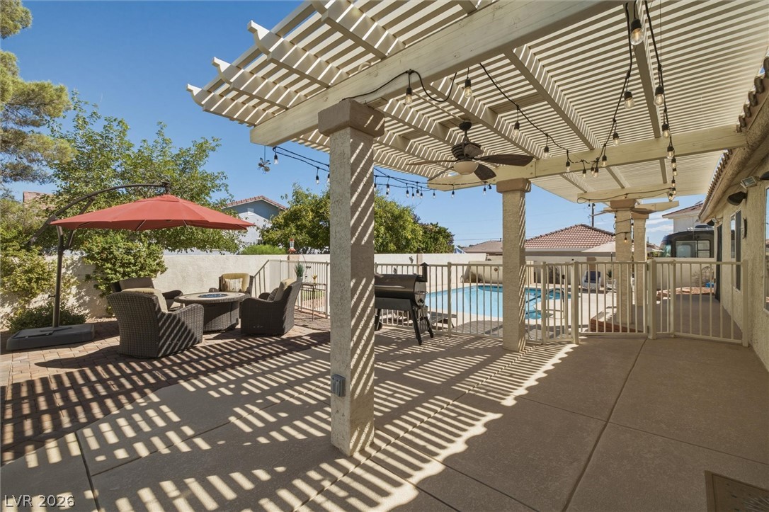 8850 South Tenaya Way Property Photo 7