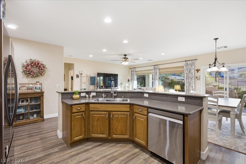 2495 Sirius Star Street Property Photo 16