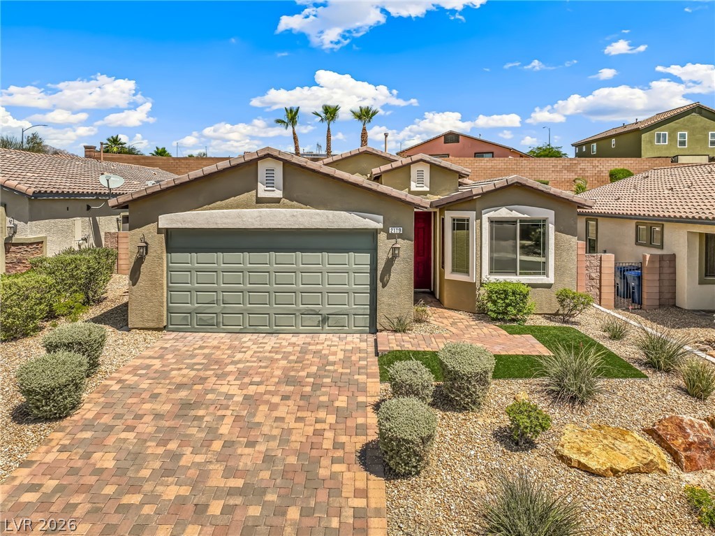 2110 Hunt Woods Court Property Photo 1