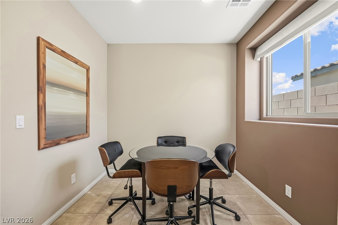 2110 Hunt Woods Court Property Photo 15
